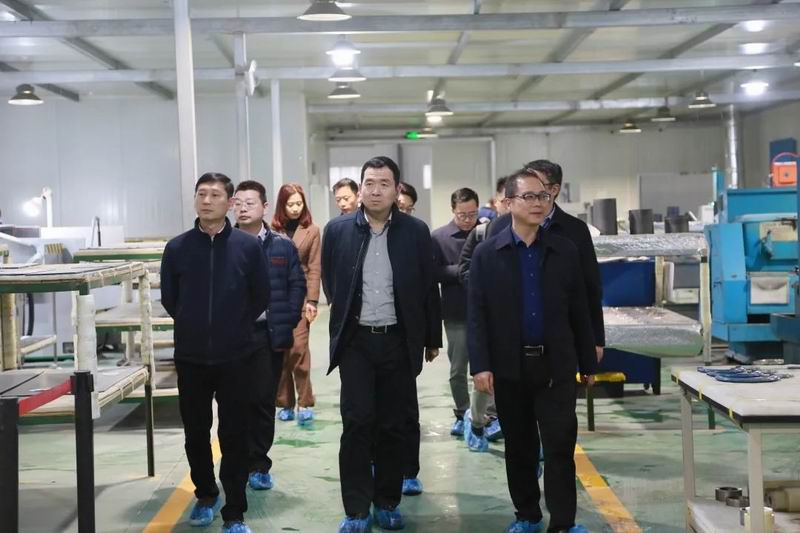 ������������ʸ��������޹�˾��ίίԱ������˾��������һ��ݰ������ʱ���������ǲ�����z6mg���콻��